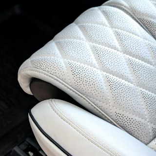 Quilted leather seat